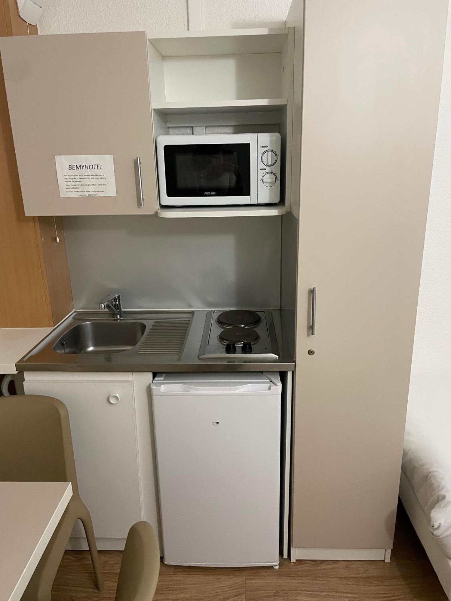 Be Myhotel Évreux Zewnętrze zdjęcie
